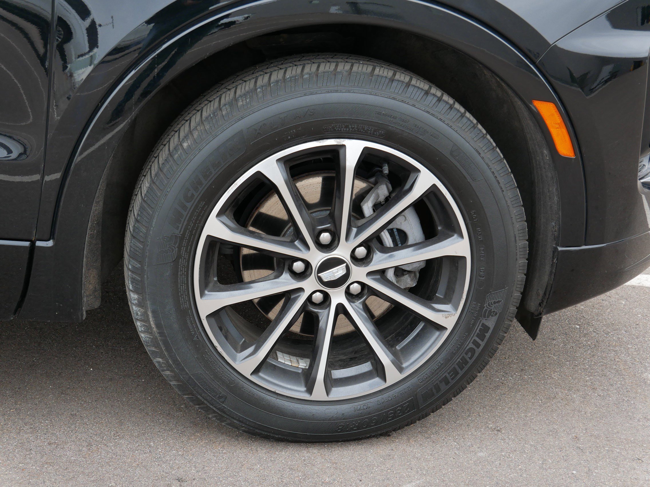 Used 2024 Cadillac XT4 Sport image 15