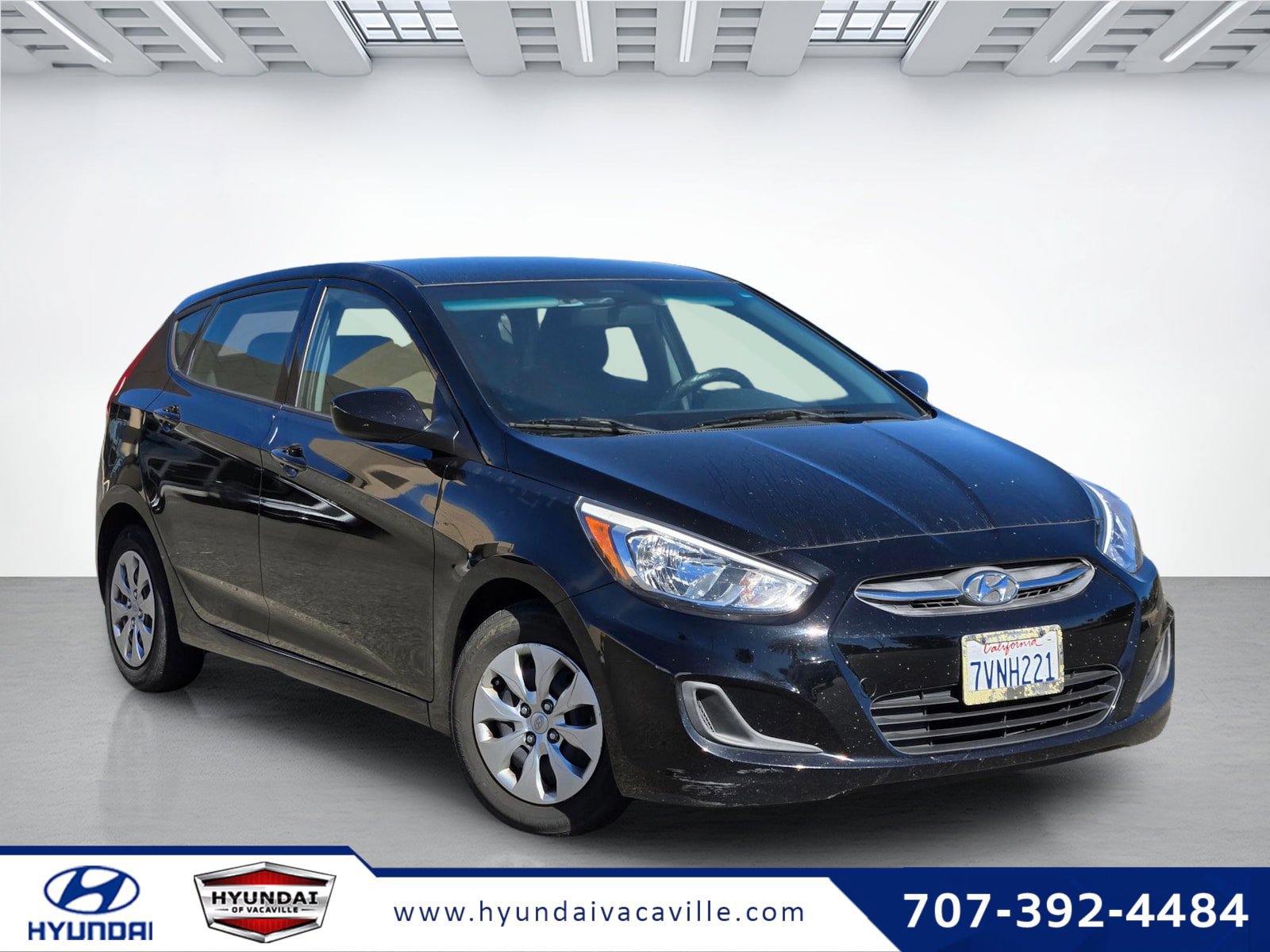 Used 2016 Hyundai Accent SE FWD image 1