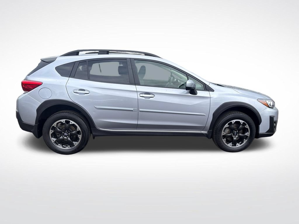 Used 2022 Subaru Crosstrek 2.0i Premium w/ Moonroof Package AWD/4WD image 9