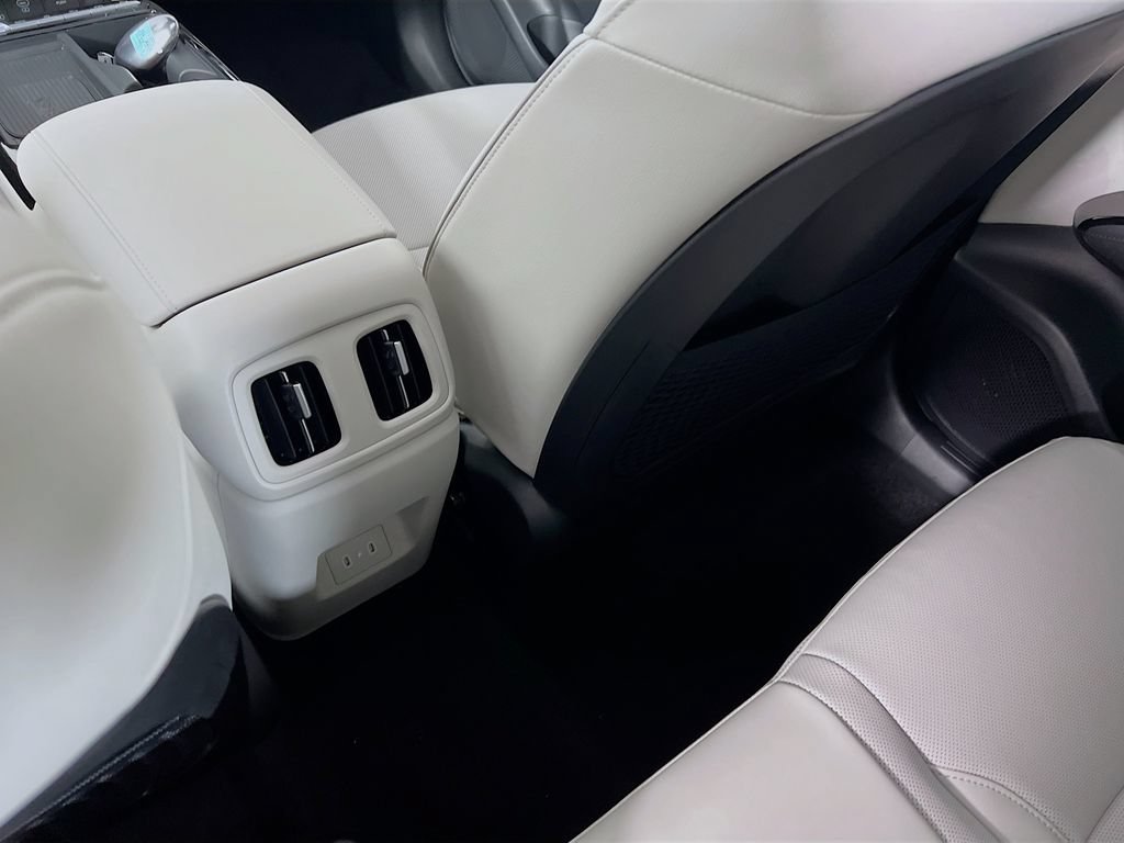 New 2026 Hyundai Tucson Limited AWD/4WD image 25