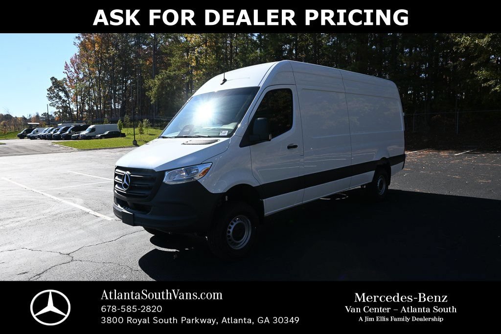 Used 2026 Mercedes-Benz Sprinter 2500 image 1