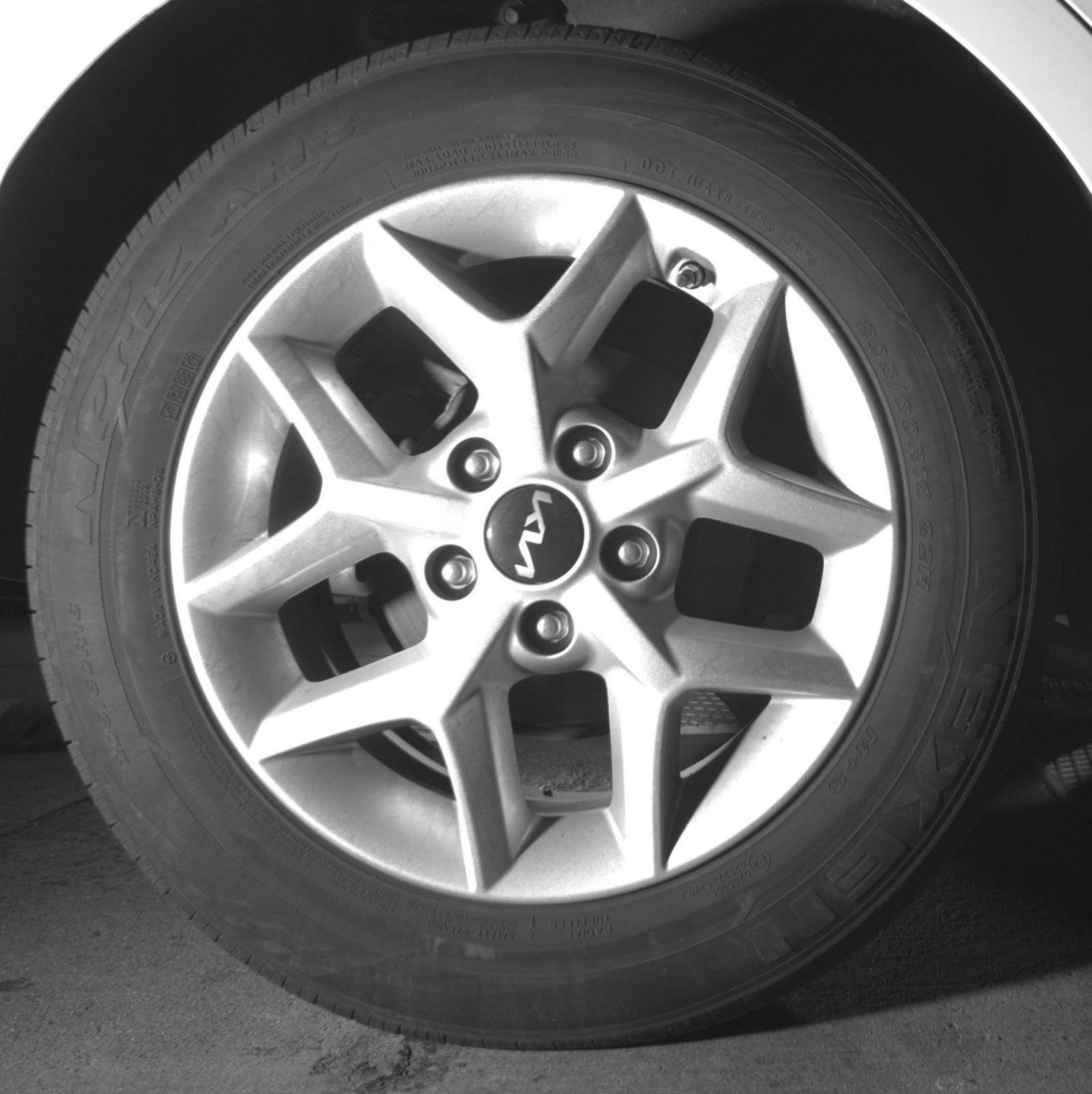 Used 2025 Kia Soul LX w/ LX Technology Package FWD image 18