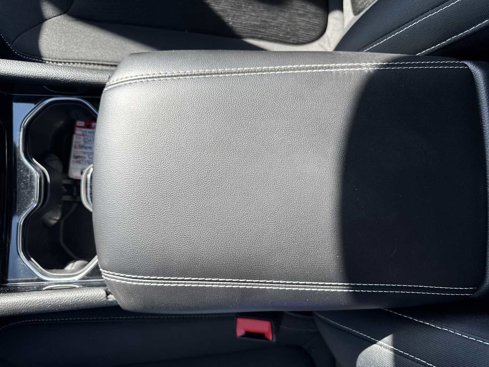 Used 2022 Jeep Grand Cherokee L Laredo w/ Luxury Tech Group I image 30