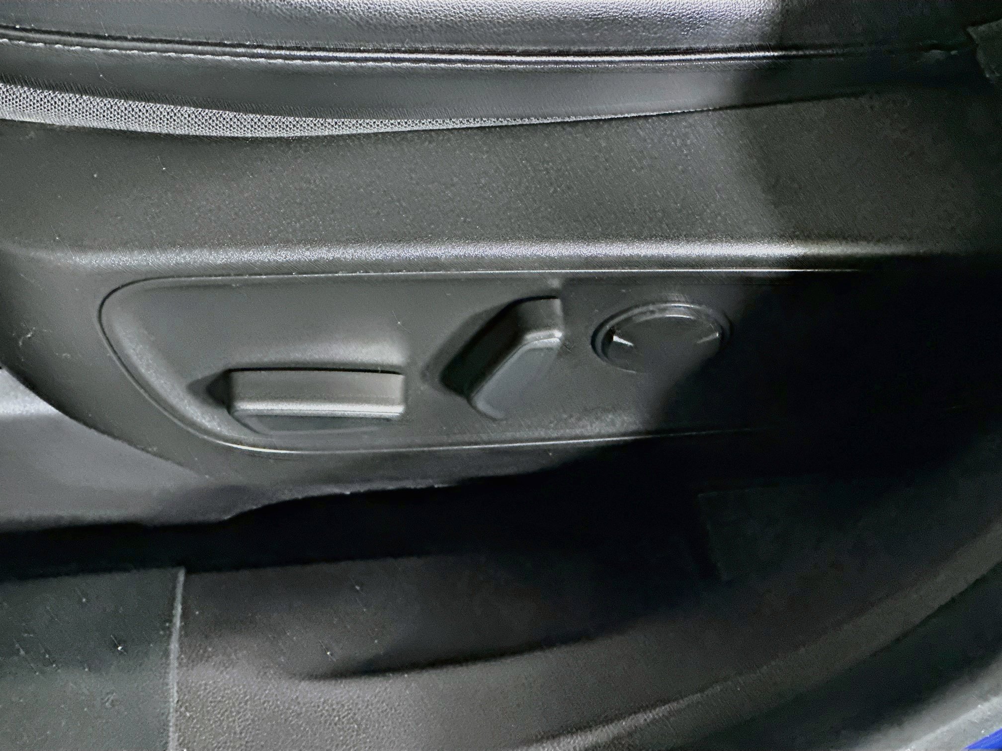 Used 2023 Ford Escape ST-Line w/ Tech Pack #1 FWD image 13