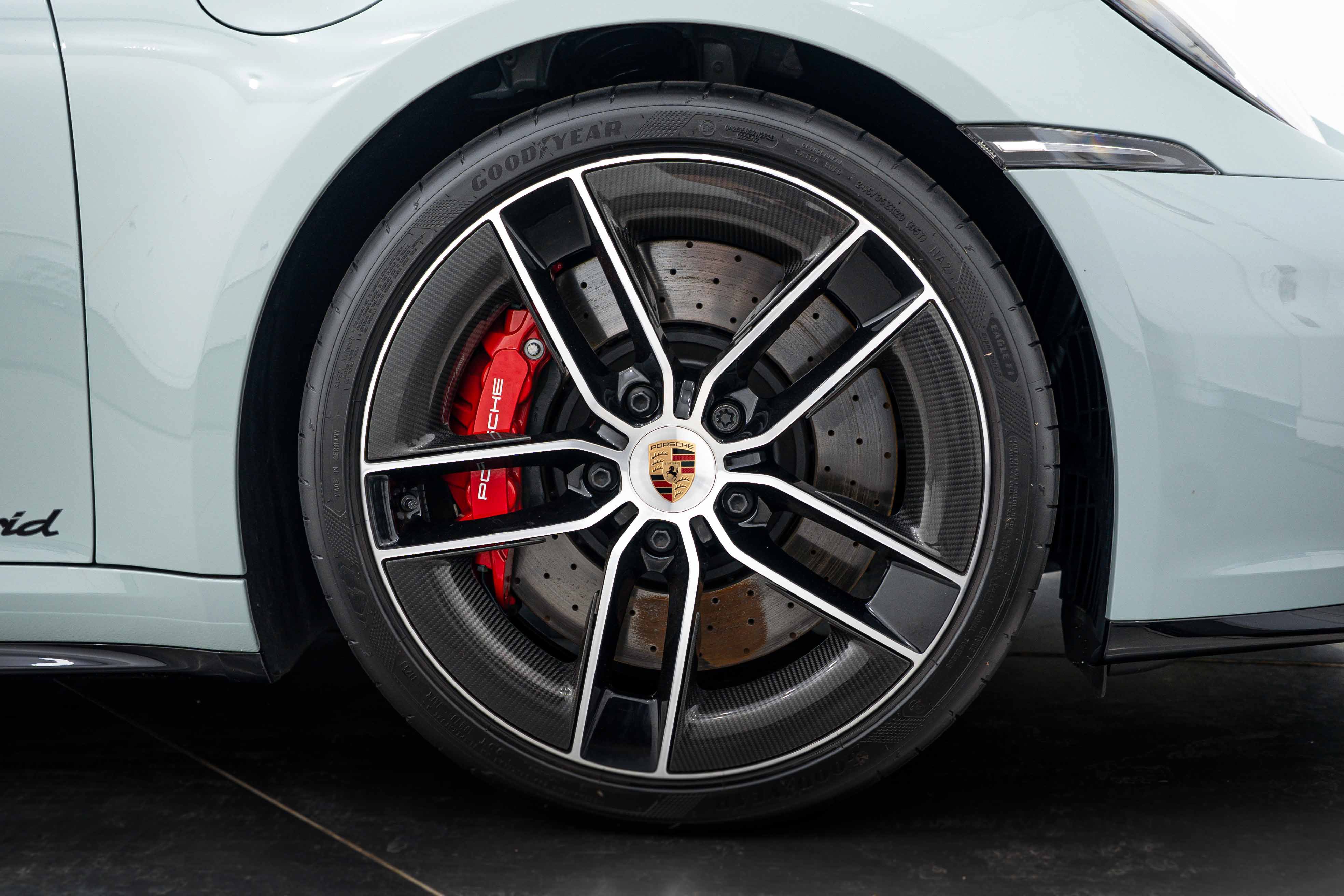 Certified 2026 Porsche 911 Carrera GTS RWD image 11