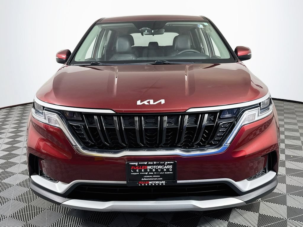 Used 2022 Kia Carnival LX FWD image 2