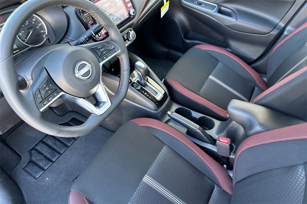 Used 2025 Nissan Versa SR w/ Trunk Package image 11