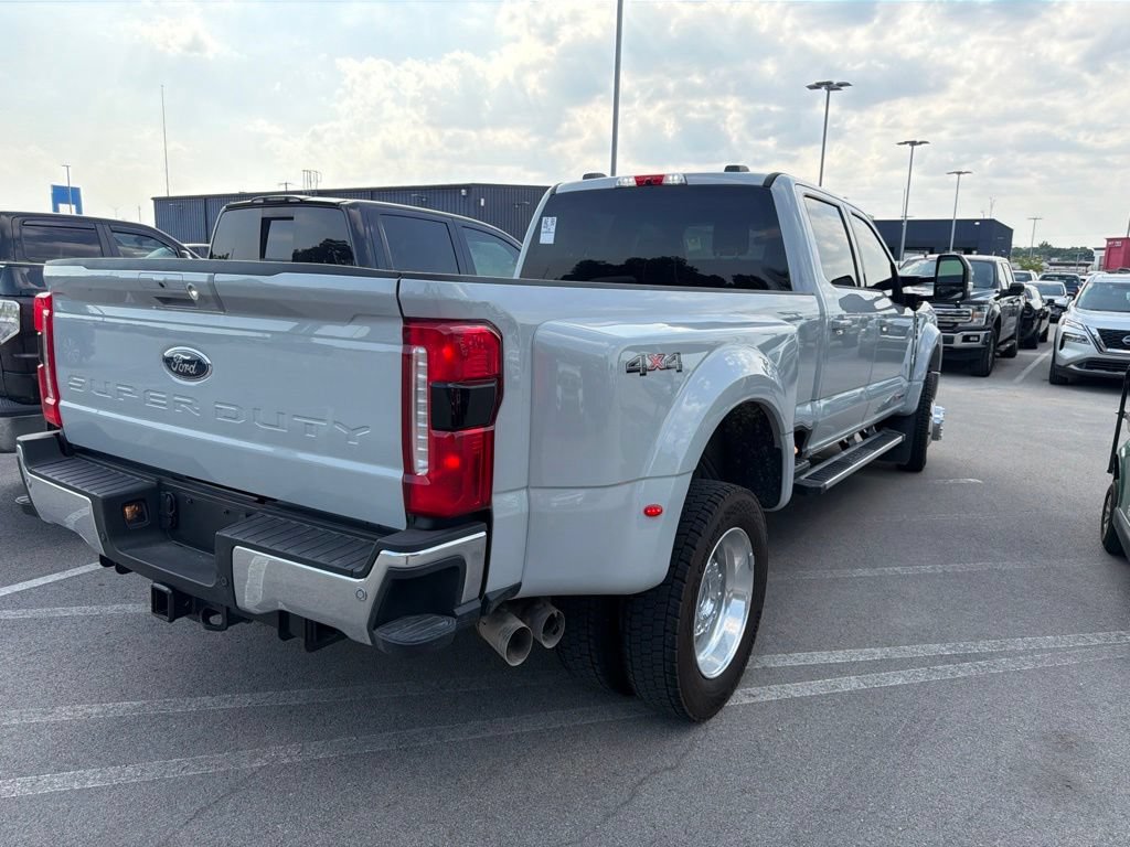 Used 2026 Ford F450 Lariat AWD/4WD image 4