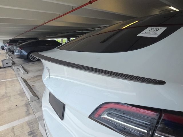 Used 2023 Tesla Model Y Long Range AWD/4WD image 9