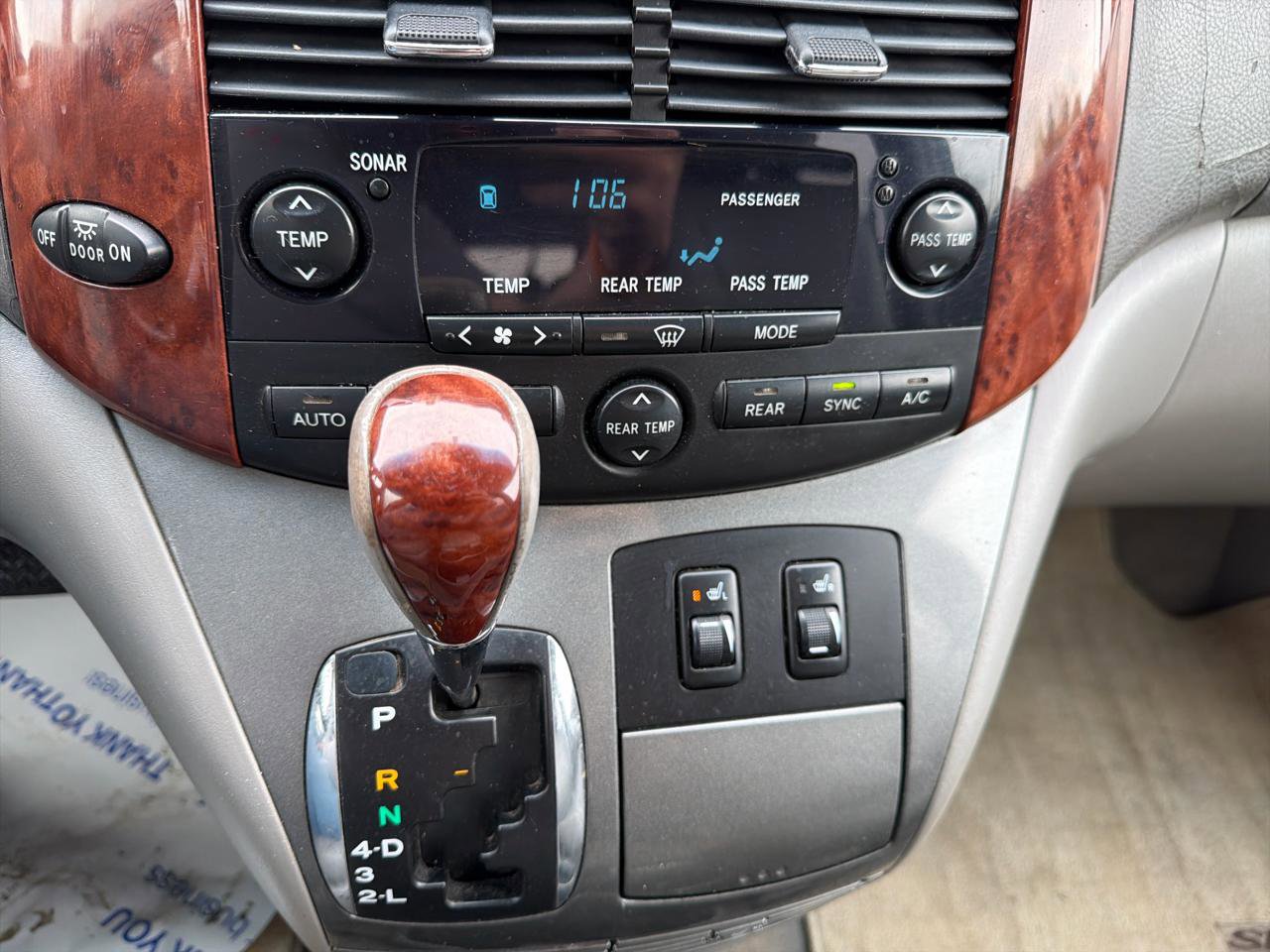 Used 2004 Toyota Sienna FWD image 19