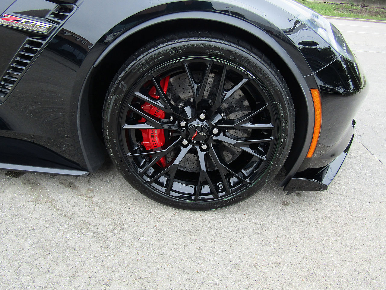 Used 2016 Chevrolet Corvette Z06 w/ 3LZ Preferred Equipment Group RWD image 22