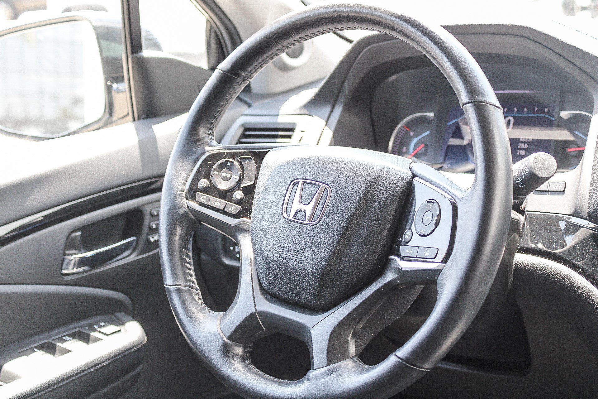 Used 2019 Honda Pilot Elite image 17
