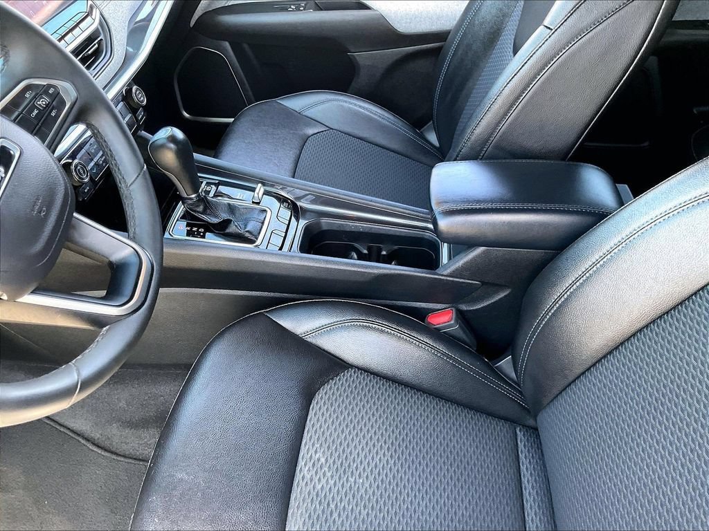 Used 2024 Jeep Compass Latitude AWD/4WD image 20