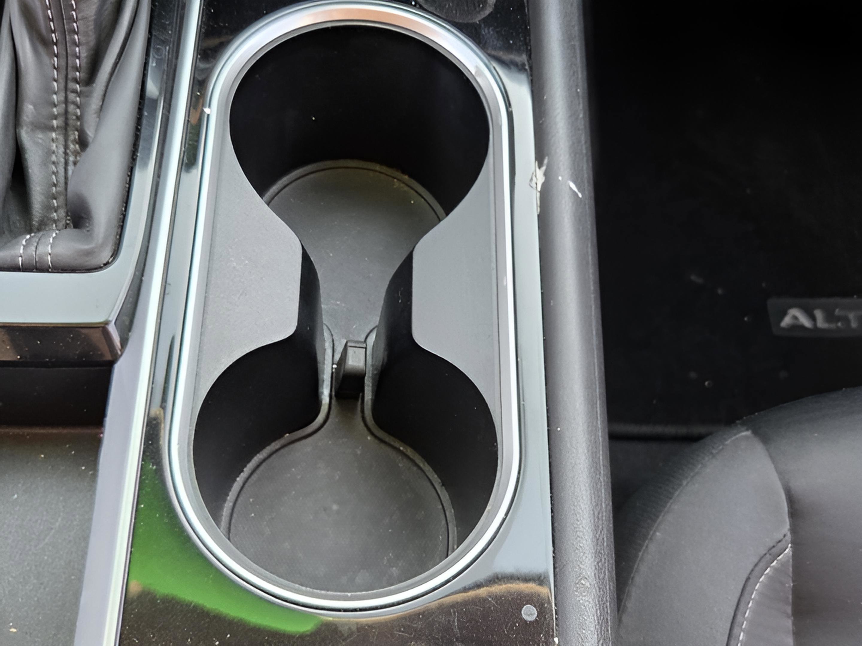 Used 2024 Nissan Altima 2.5 SV image 14