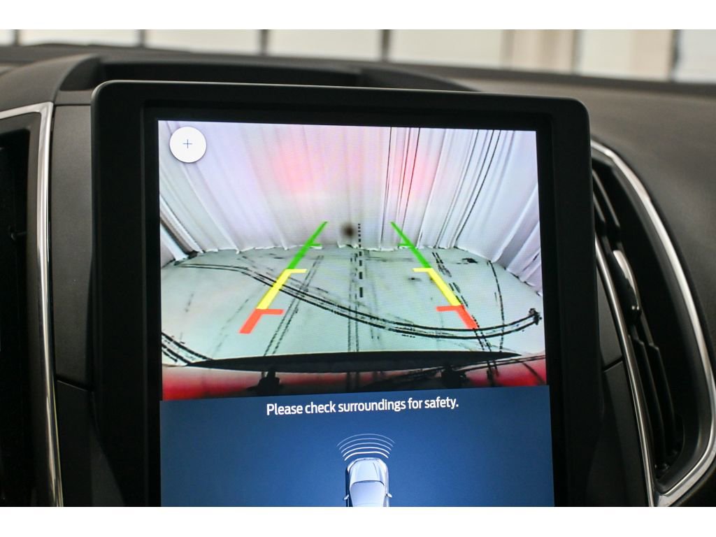 Used 2022 Ford Edge Titanium w/ Class II Trailer Tow Package image 45