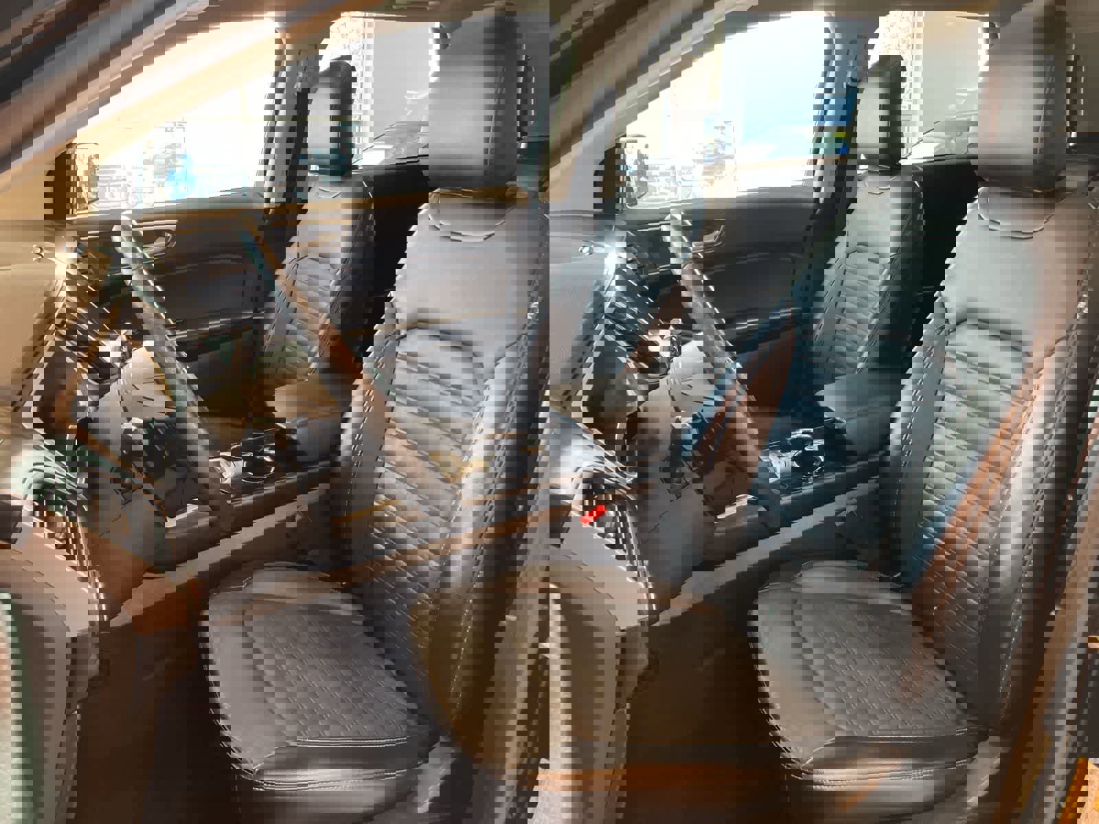 Used 2018 Ford Edge SEL w/ Equipment Group 201A AWD/4WD image 13