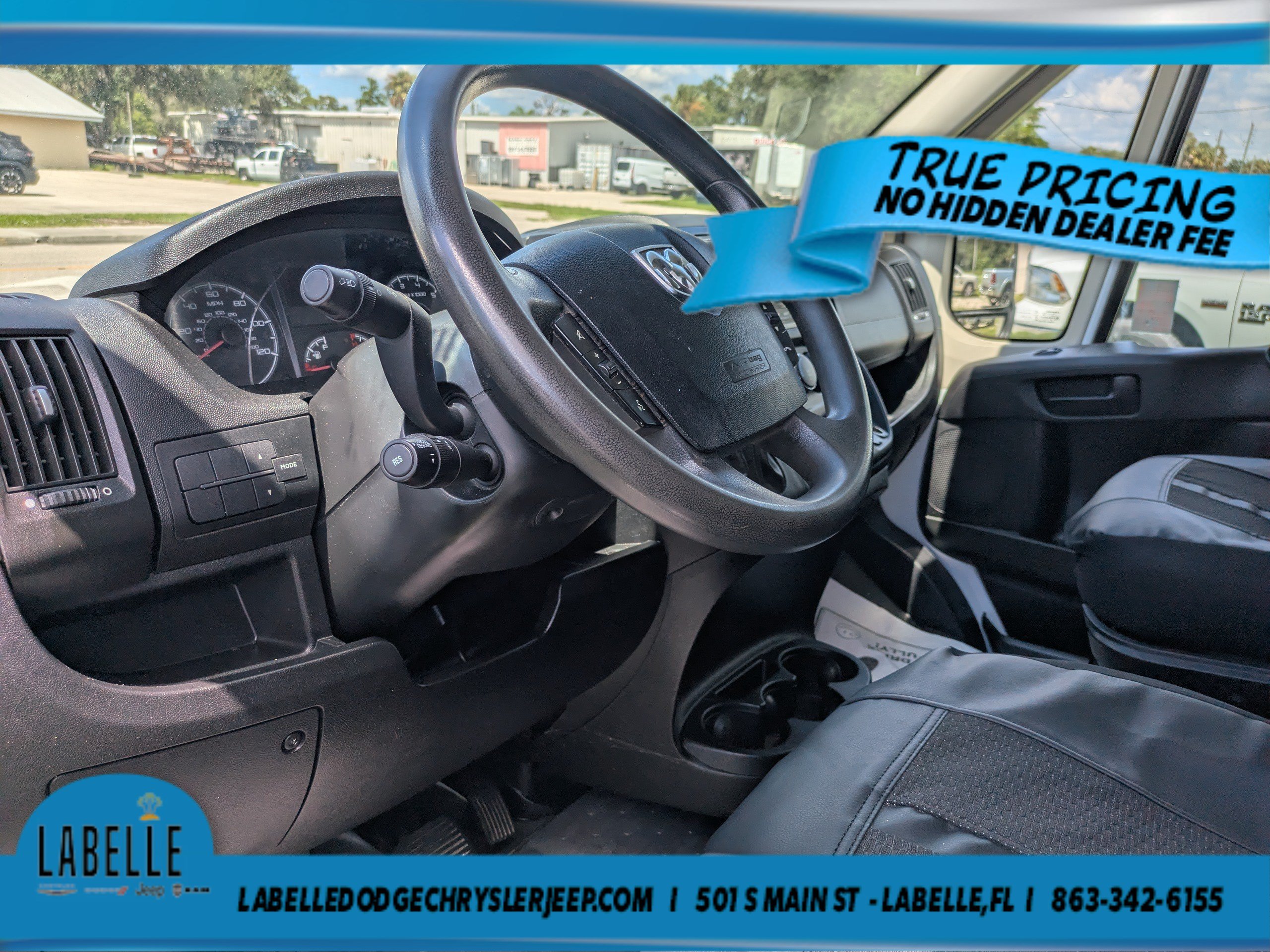 Used 2014 RAM ProMaster 2500 w/ Interior Convenience Group FWD image 18