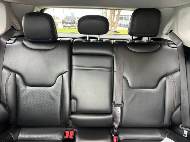 Used 2019 Jeep Compass Limited w/ Safety & Security Group FWD image 18