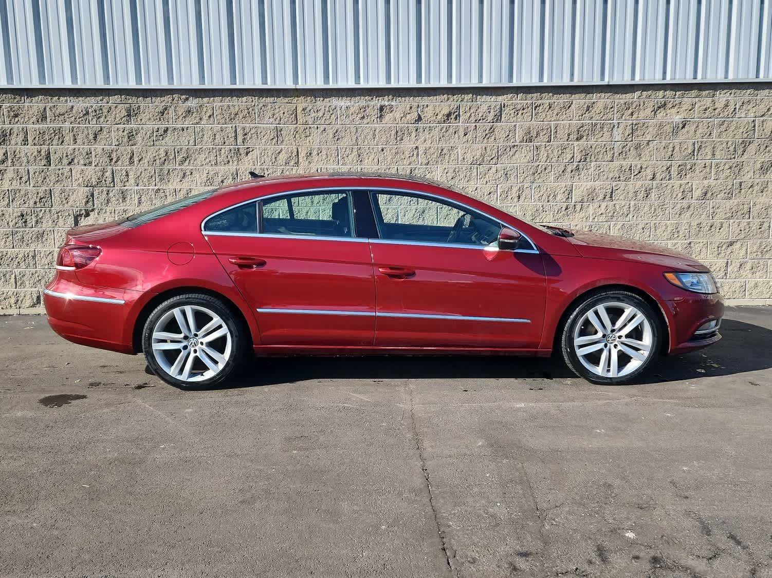 Used 2014 Volkswagen CC Executive FWD image 2