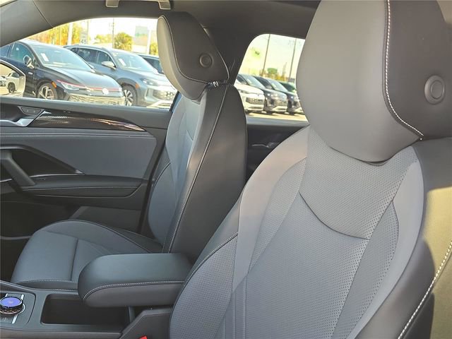 New 2026 Volkswagen Tiguan SE R-Line image 15