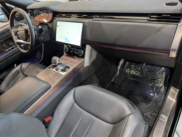 Used 2023 Land Rover Range Rover Long Wheelbase SE AWD/4WD image 24