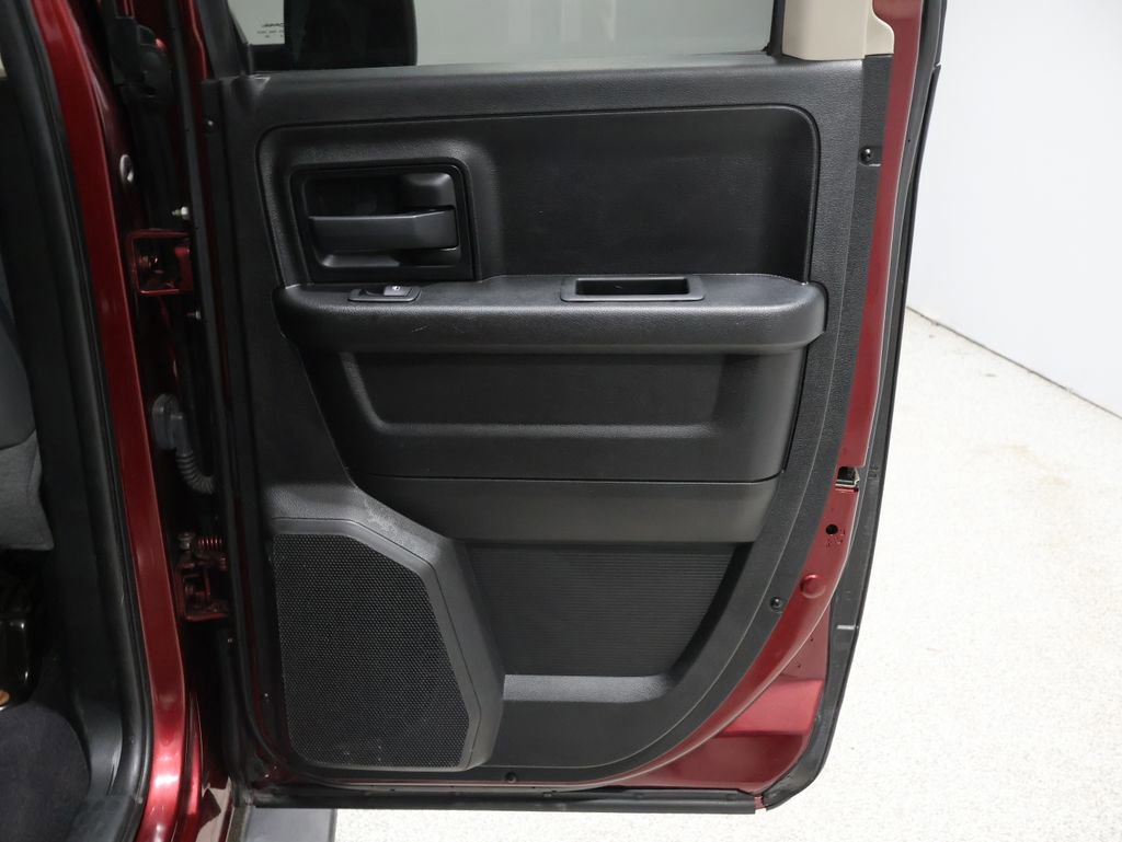 Used 2019 RAM 1500 Express w/ Express Value Package image 22