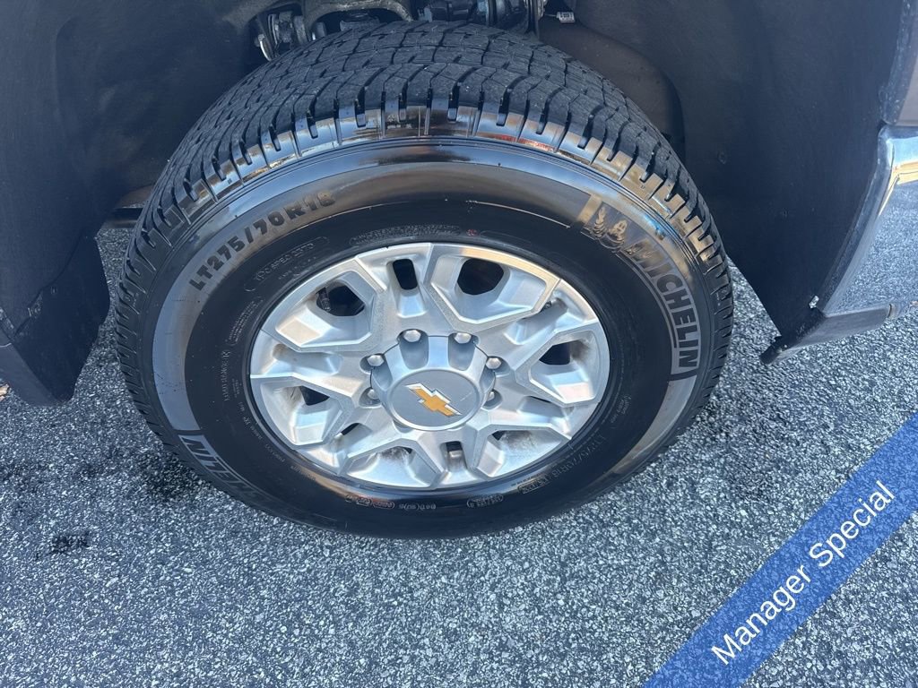 Used 2025 Chevrolet Silverado 3500 W/T image 14