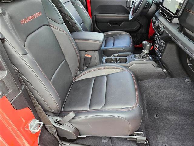 Used 2024 Jeep Wrangler Rubicon w/ Capability Package image 18