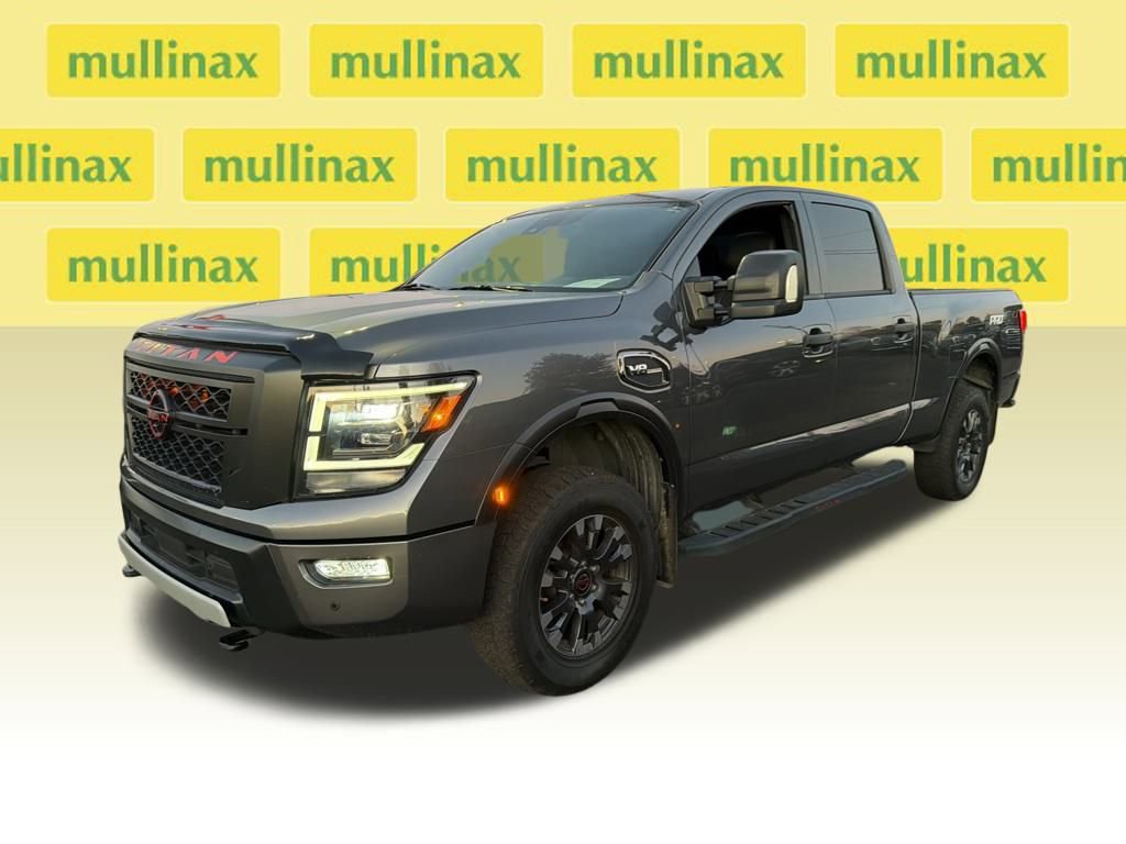Used 2023 Nissan Titan PRO-4X w/ Pro-4x Convenience Package image 5