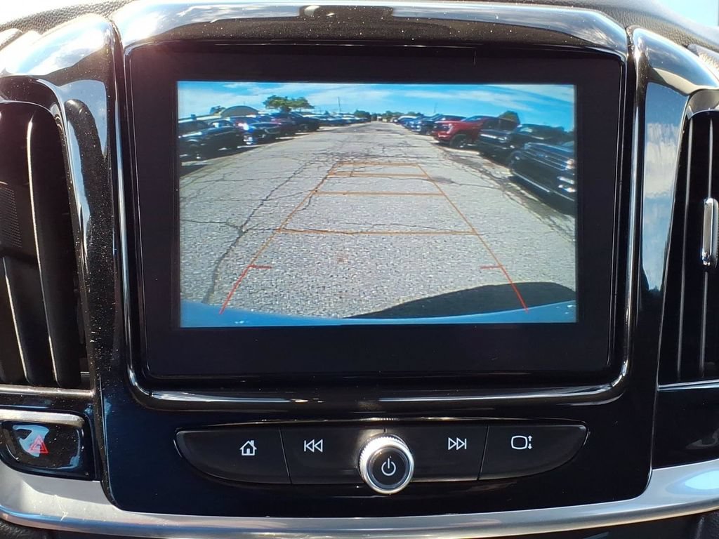 Used 2019 Chevrolet Traverse LT FWD image 17