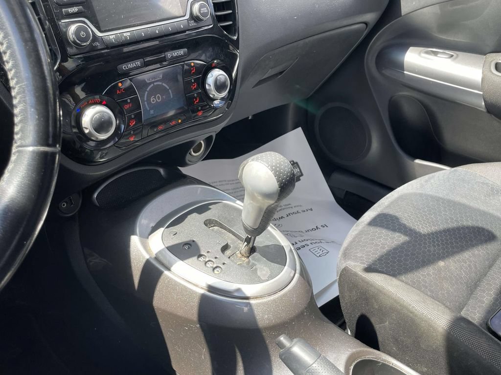 Used 2015 Nissan Juke SV AWD/4WD image 30