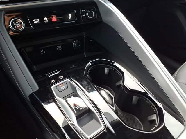 Used 2025 Audi Q5 Premium Plus w/ Premium Plus AWD/4WD image 24