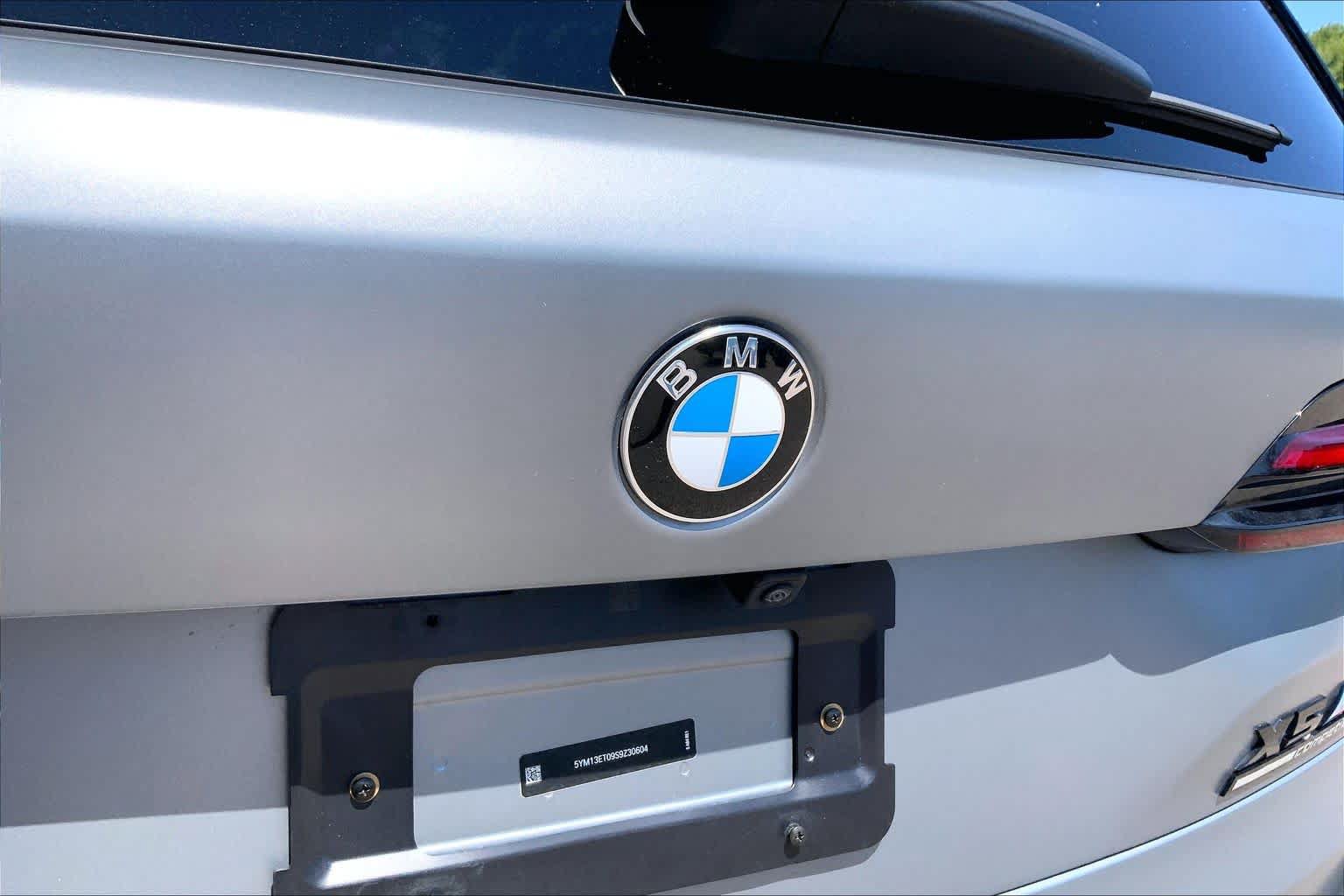 Used 2025 BMW X5 M Competition w/ Executive Package AWD/4WD image 30
