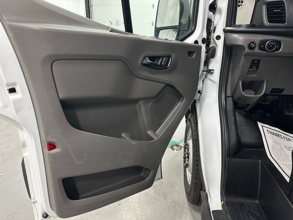 Used 2024 Ford Transit 250 148 Medium Roof Extended AWD w/ Load Area Protection Package image 8