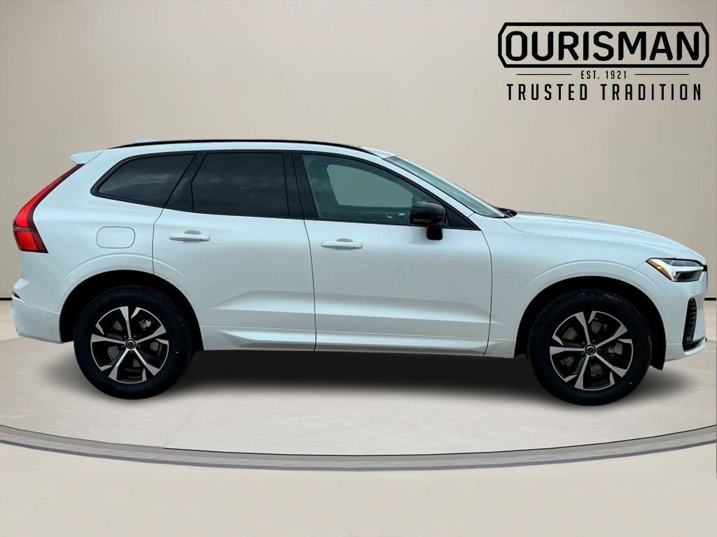 New 2026 Volvo XC60 T8 Core w/ Climate Package image 2