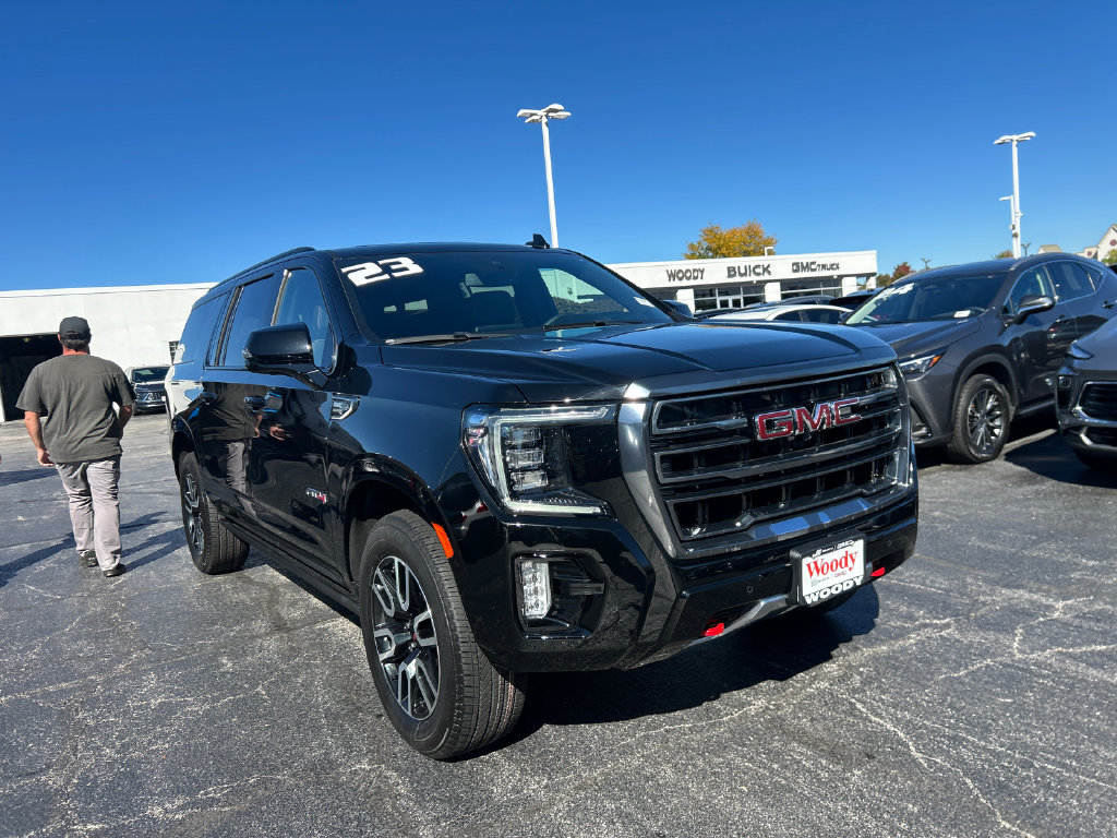 Certified 2023 GMC Yukon XL AT4 w/ AT4 Premium Package AWD/4WD image 6