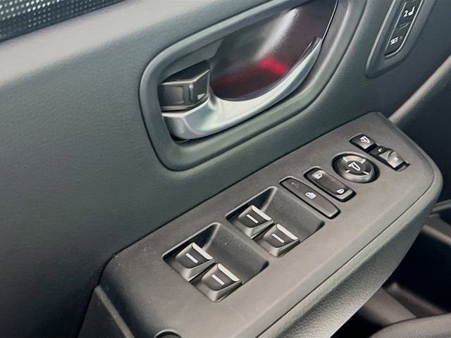 Certified 2025 Honda Pilot Black Edition image 15