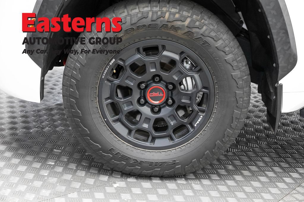 Used 2024 Toyota Sequoia TRD Pro AWD/4WD image 40