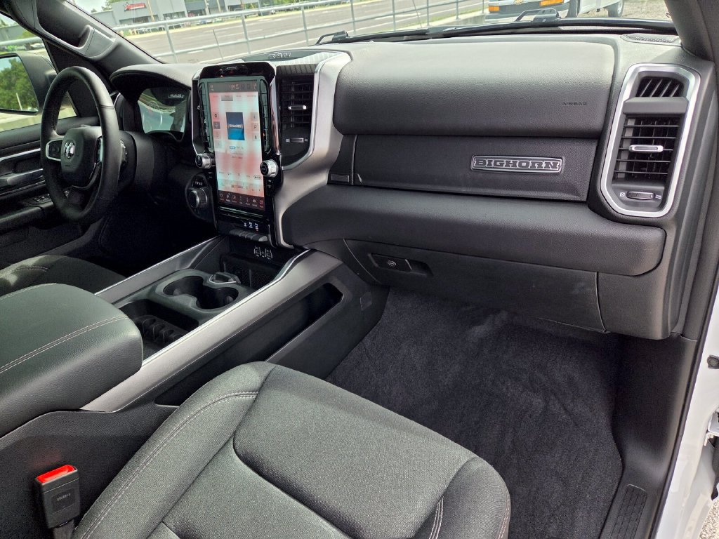 Used 2025 RAM 1500 Big Horn RWD image 17