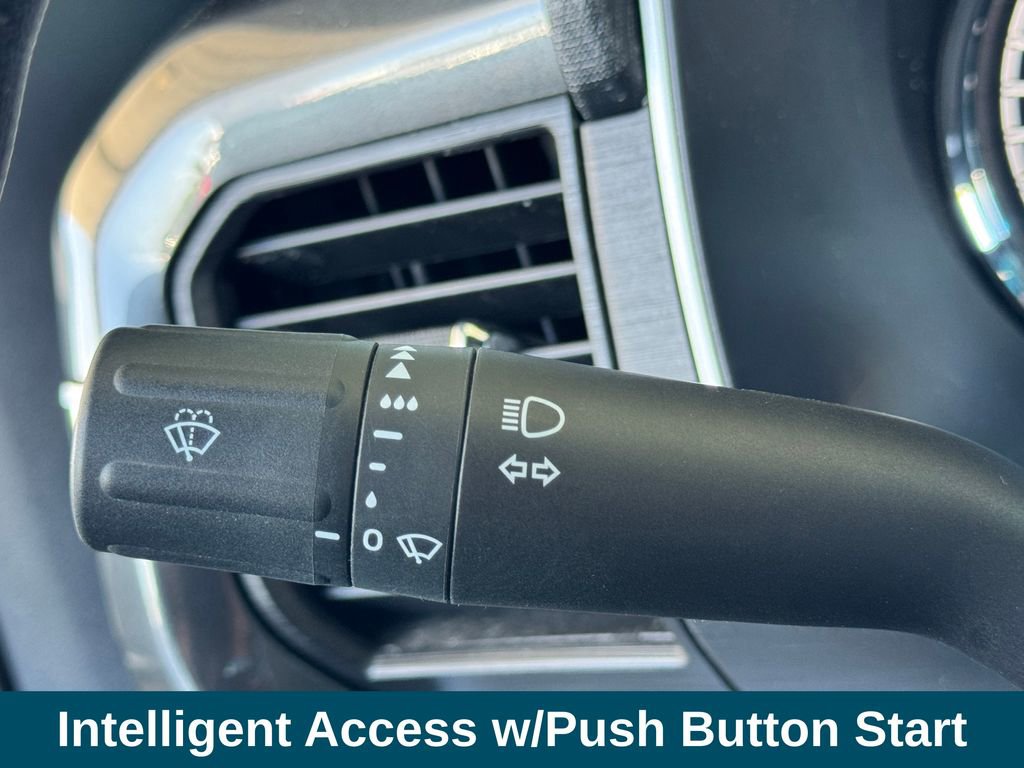 Used 2022 Ford F150 XLT w/ Equipment Group 302A High AWD/4WD image 13