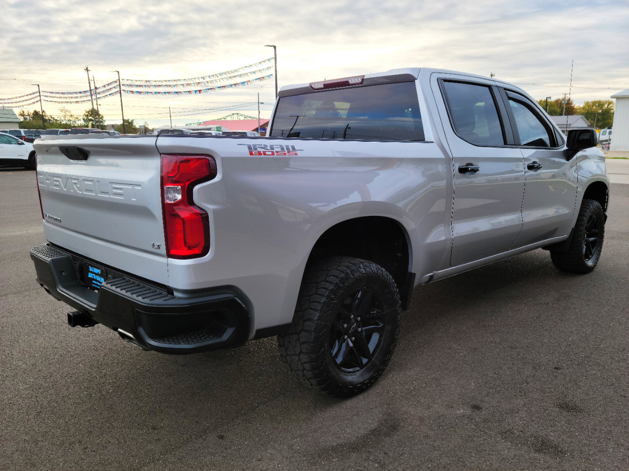 Used 2019 Chevrolet Silverado 1500 LT Trail Boss w/ Convenience Package image 4