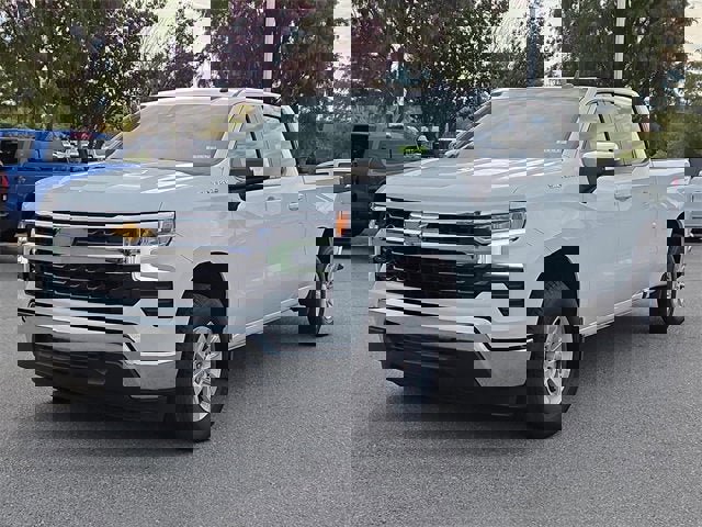 New 2025 Chevrolet Silverado 1500 LT w/ Convenience Package II