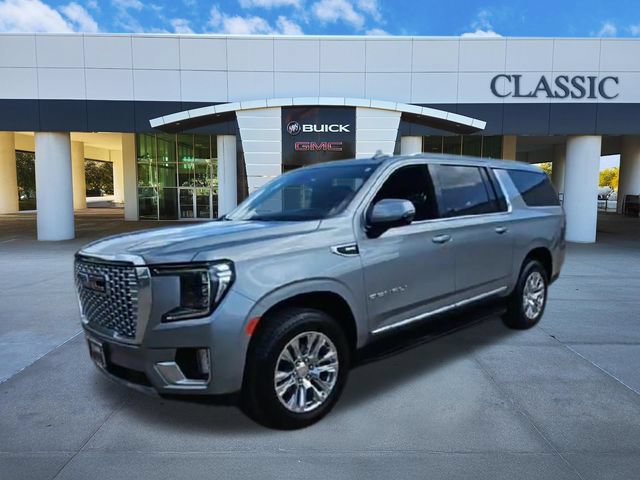 Used 2024 GMC Yukon XL Denali RWD image 4