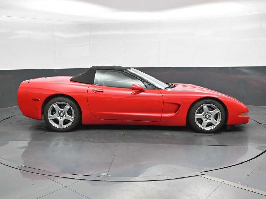 Used 1998 Chevrolet Corvette Convertible w/ Memory Pkg RWD image 3