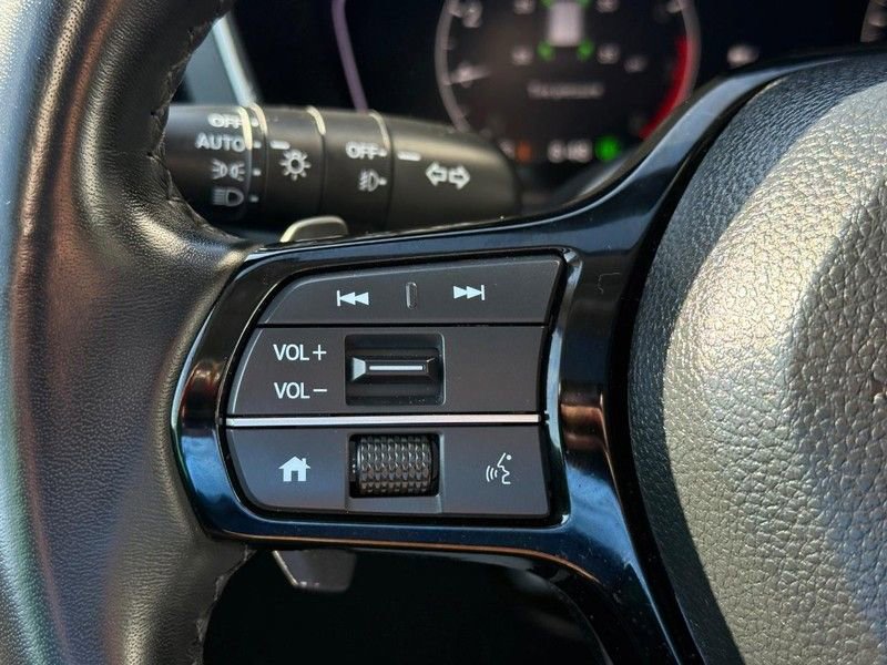 Used 2025 Honda Pilot Touring image 21