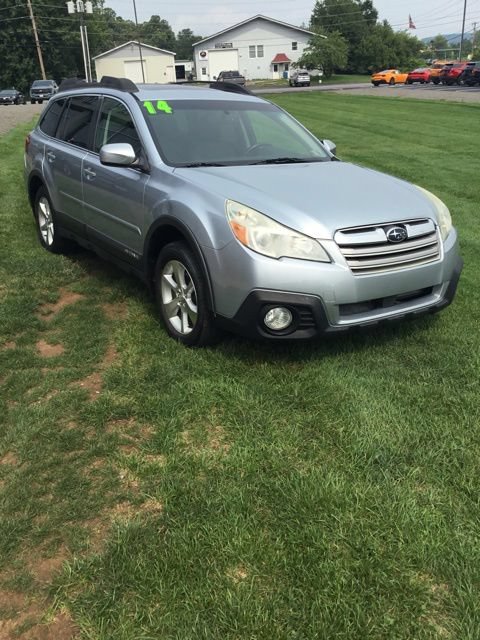 Used 2014 Subaru Outback 2.5i Limited w/ Moonroof Package AWD/4WD image 3