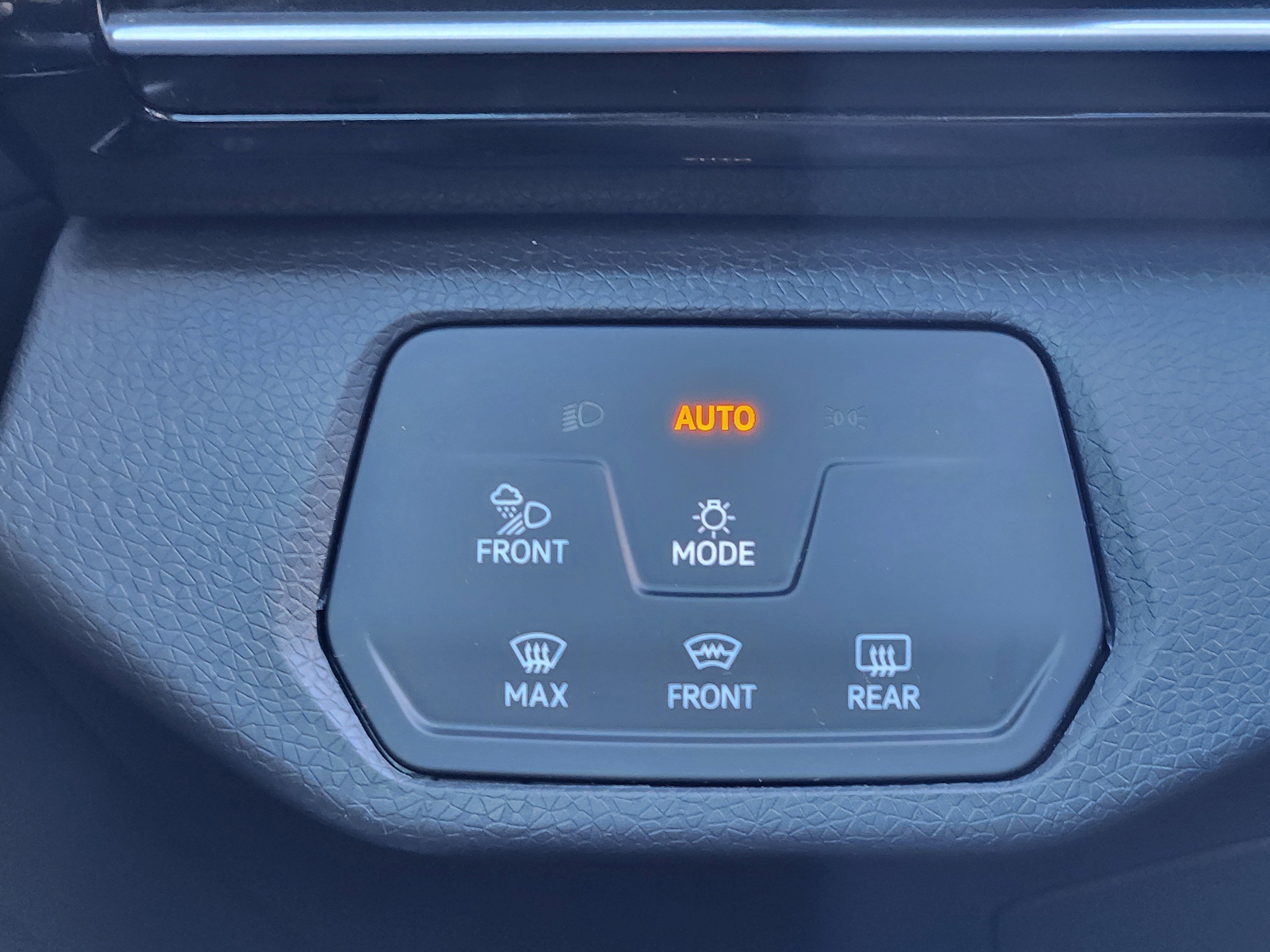 Certified 2023 Volkswagen ID.4 Pro S image 31