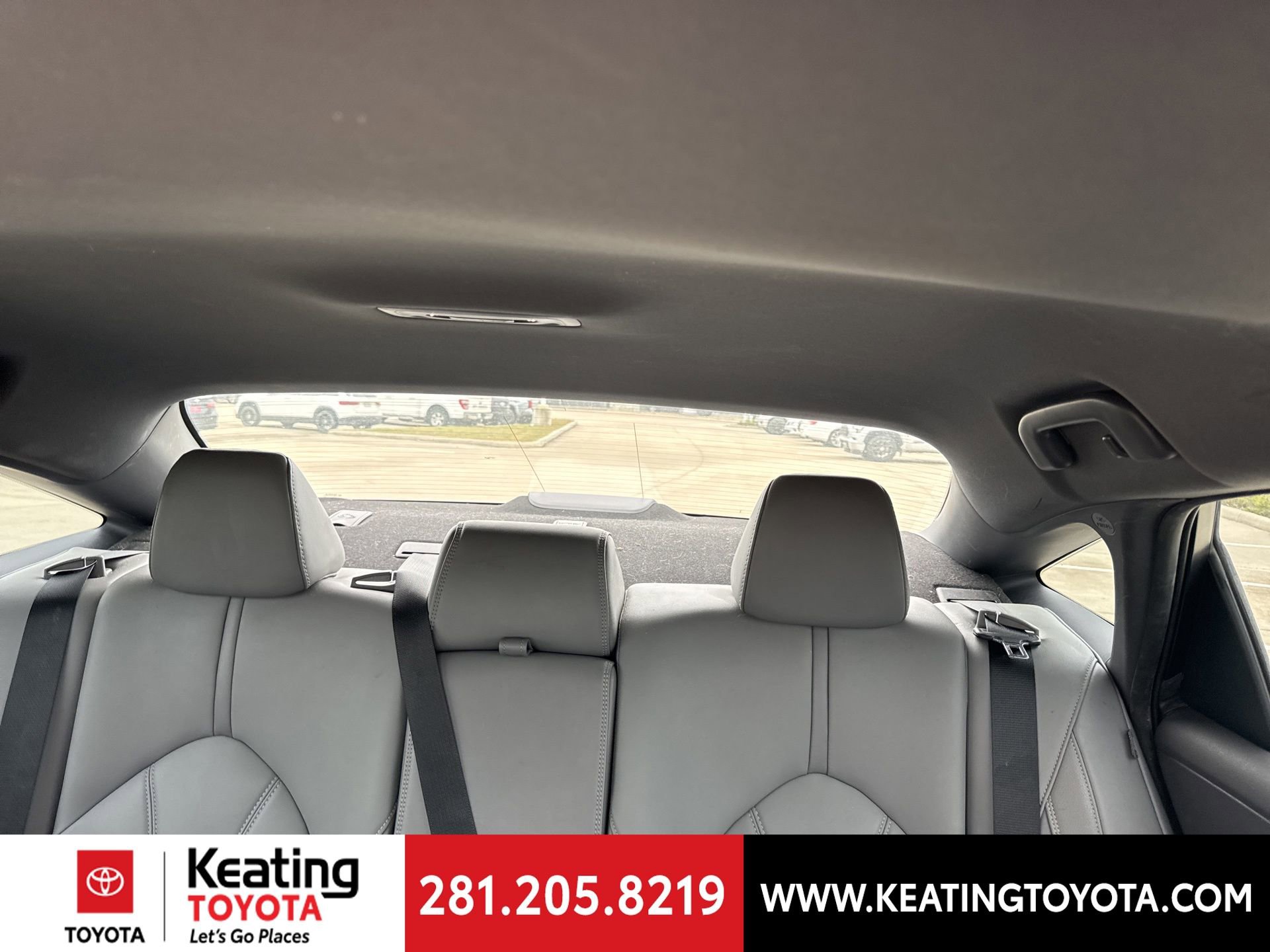 Used 2022 Toyota Avalon XLE image 17