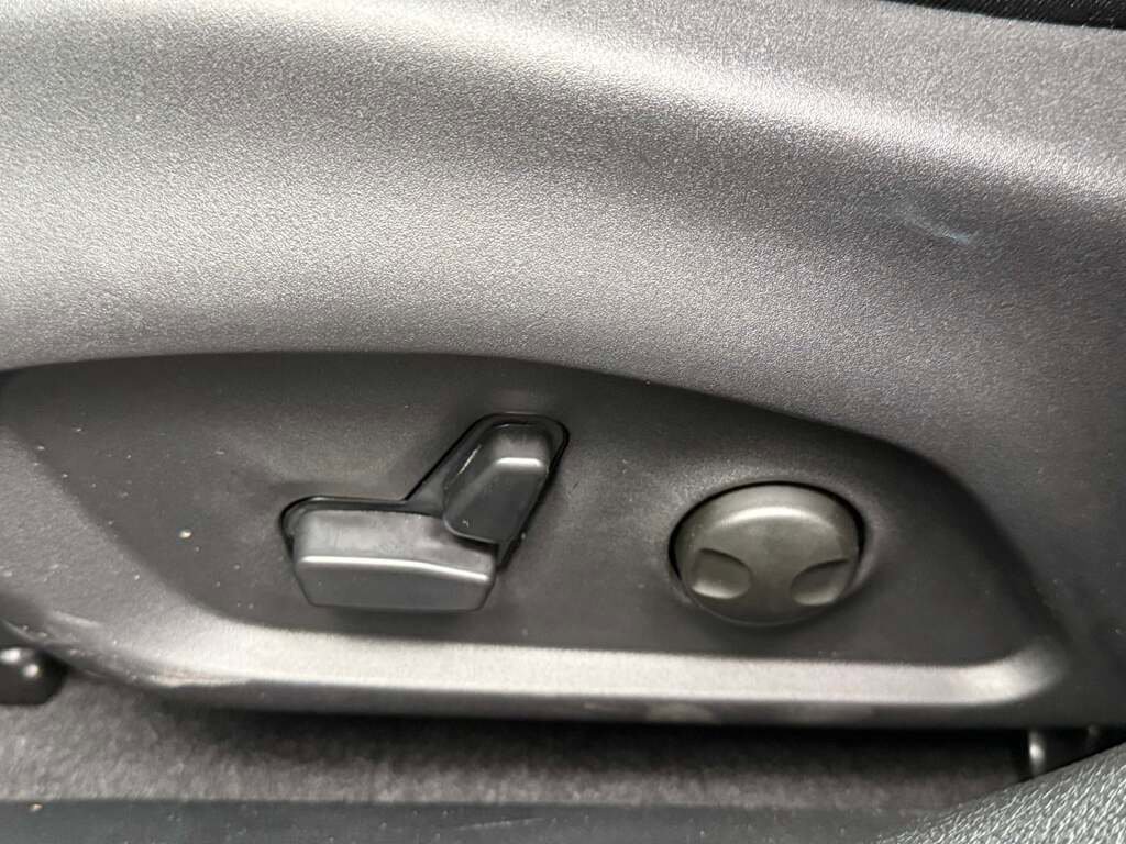 New 2026 Jeep Compass Limited image 26