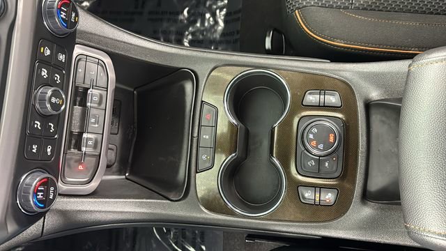 Used 2023 GMC Acadia AT4 image 32